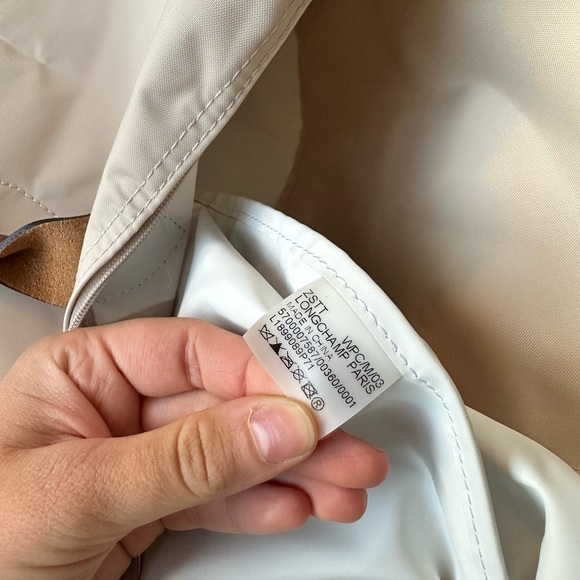 Longchamp Le Pliage Tote - Picture 12 of 14